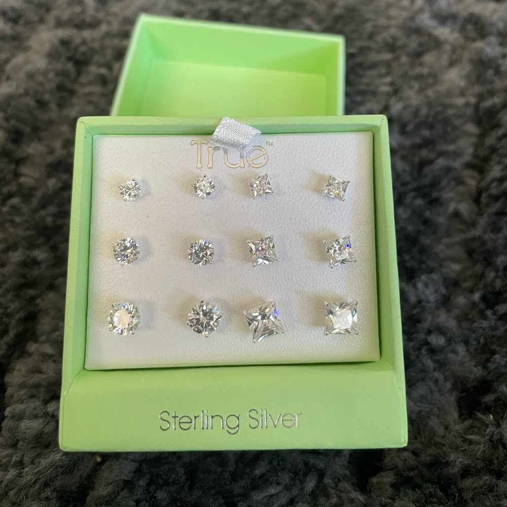 6 pairs of sterling silver studs. Never worn
